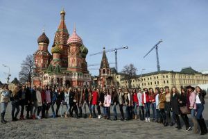 Группы будут двигаться от Красной площади до Александровского сада. Фото: "Вечерняя Москва"